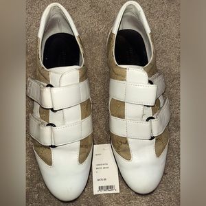 Authentic Vintage GUCCI Sneakers Size 7 1/2 White with Beige